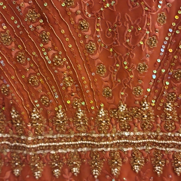 Tunic - Picture 3 of 8